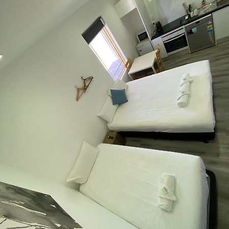 Central Motel Маджи Экстерьер фото