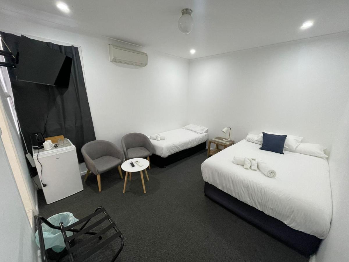 Central Motel Маджи Экстерьер фото