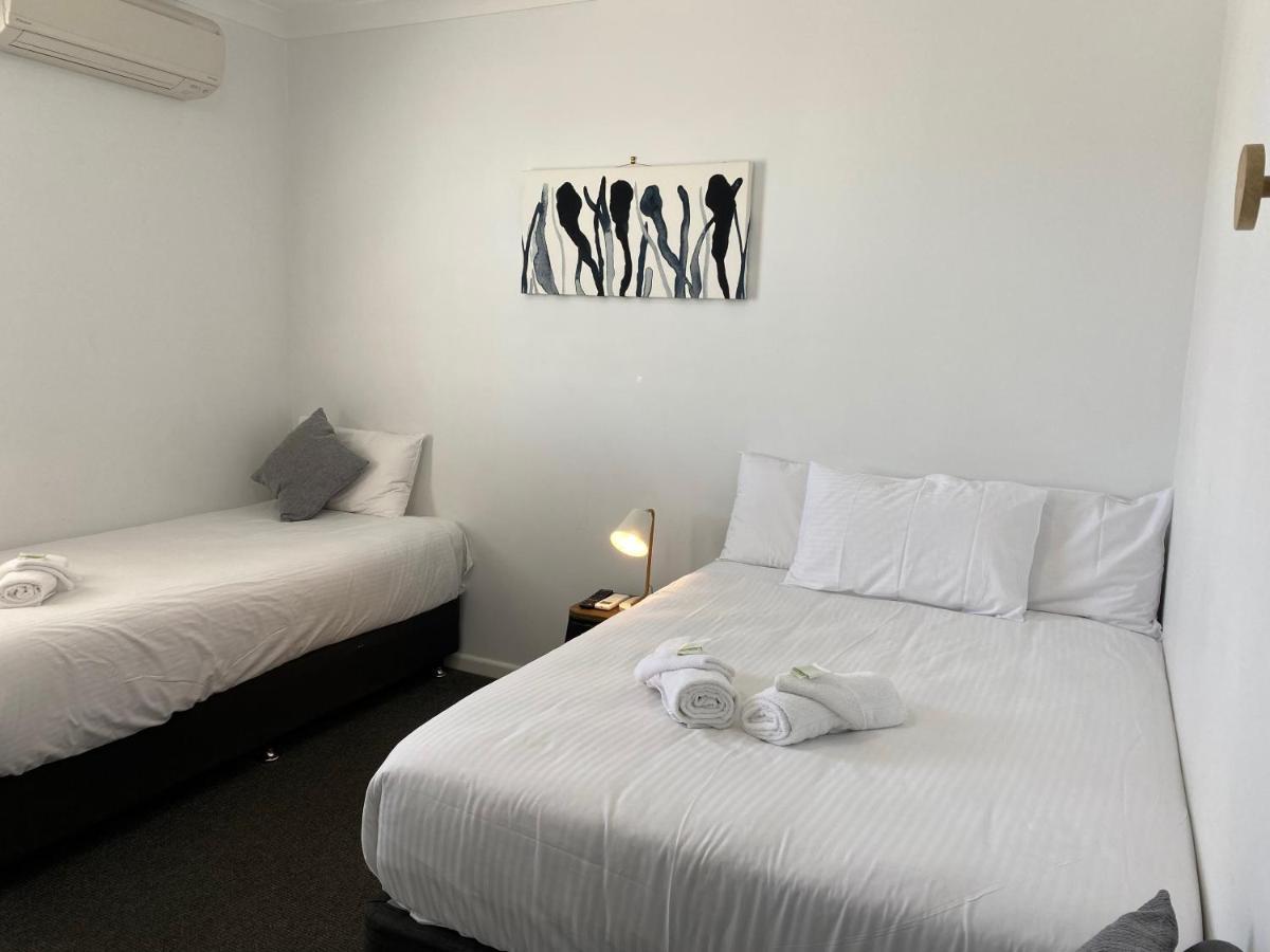 Central Motel Маджи Экстерьер фото