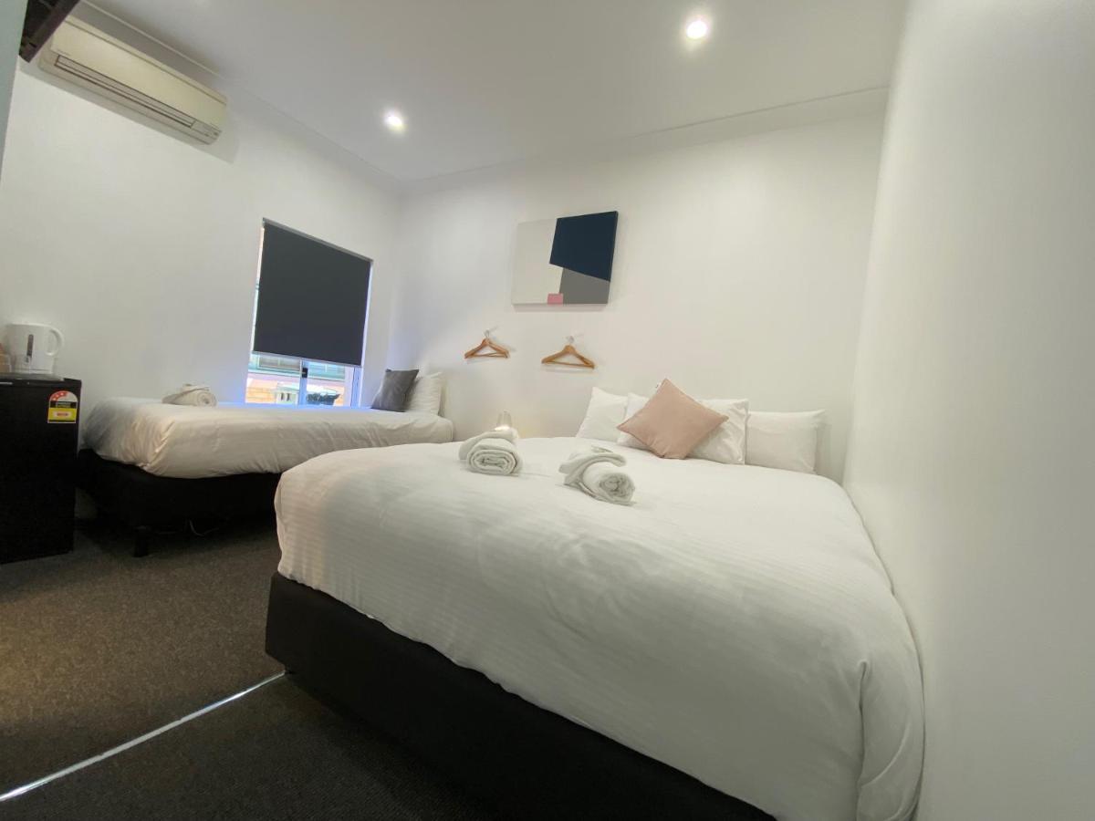 Central Motel Маджи Экстерьер фото