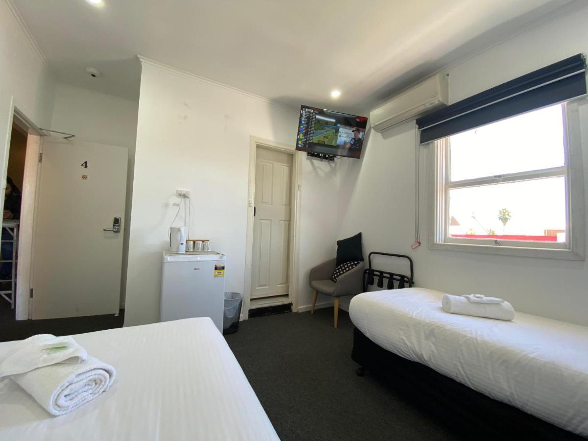 Central Motel Маджи Экстерьер фото