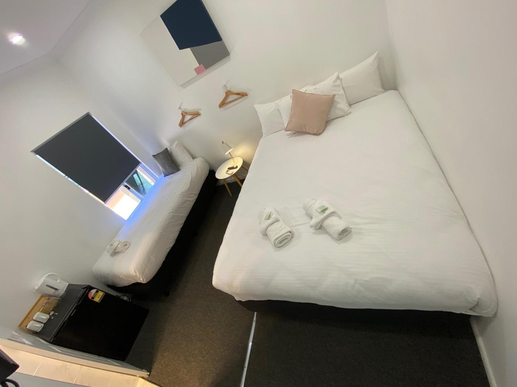 Central Motel Маджи Экстерьер фото